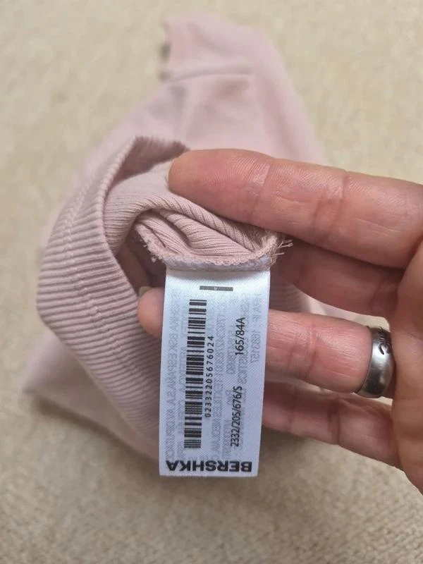 Top Bershka con cuello en V Rosa Pastel Talla S – photo 13